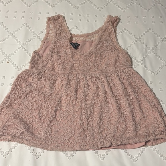 Torrid Tank - Picture 3 of 4